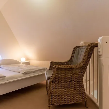 Reetdachhaus Dünengras Spo Reetdachhaus Dünengras Spo *