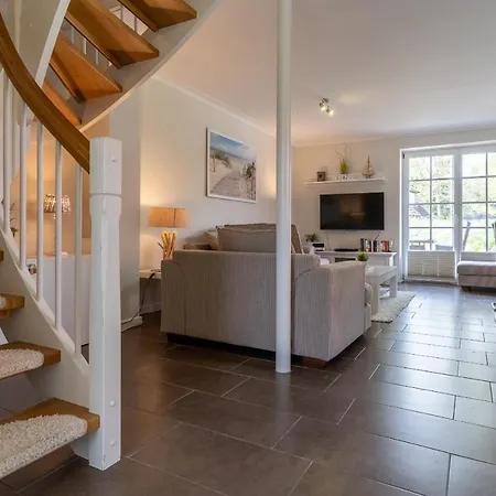 Reetdachhaus Duenengras Spo Reetdachhaus Duenengras Spo Holiday home Sankt Peter-Ording